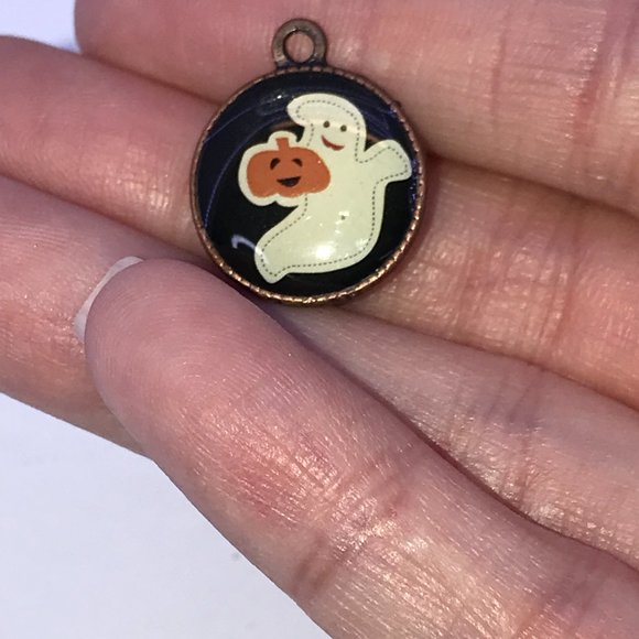 Cute Ghost with Pumpkin Halloween Charm - Picture 6 of 11